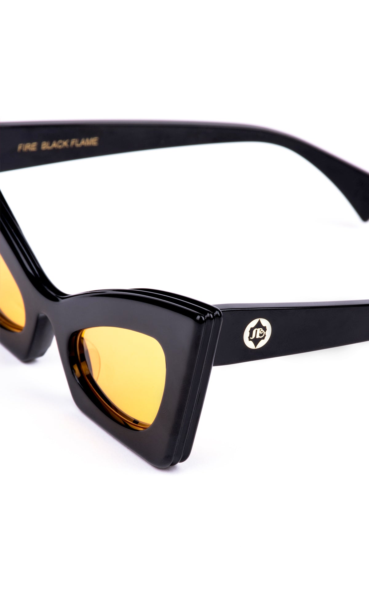 Fire — black flame / yellow