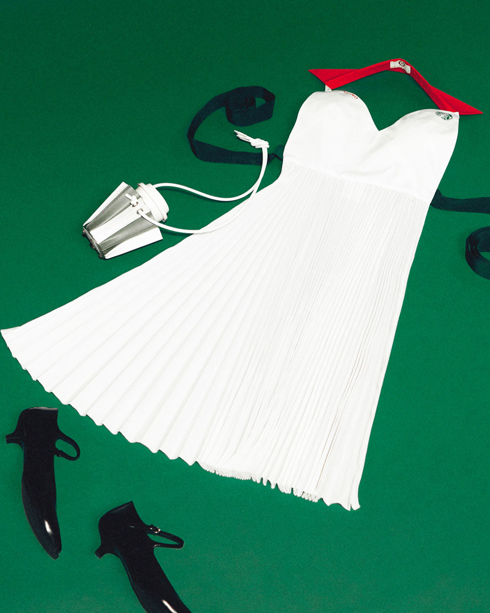 The Plissé Apron – Sara Battaglia x Starbucks